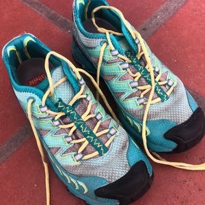 La sportiva trail running shoes